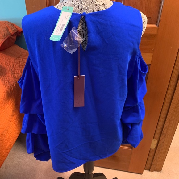 Gianna cold shoulder blouse - Picture 3 of 8